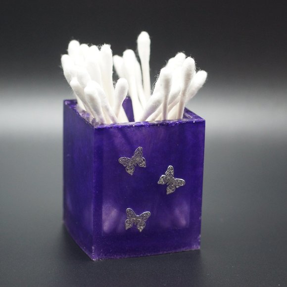NWOT Purple Resin Container, Bath Accessory